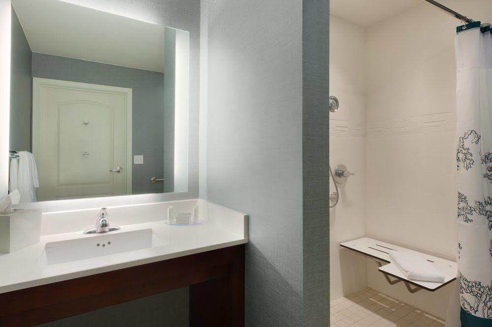 Springhill Suites By Marriott San Angelo Exterior photo